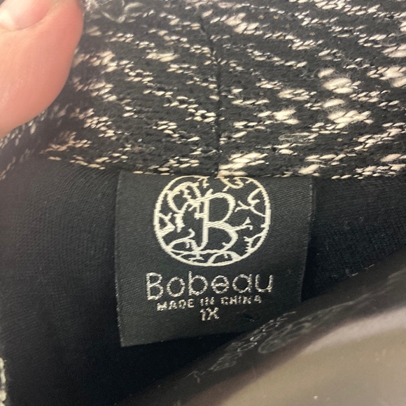 BOBEAU Soft Black and White Open Front Cardigan - Picture 2 of 8